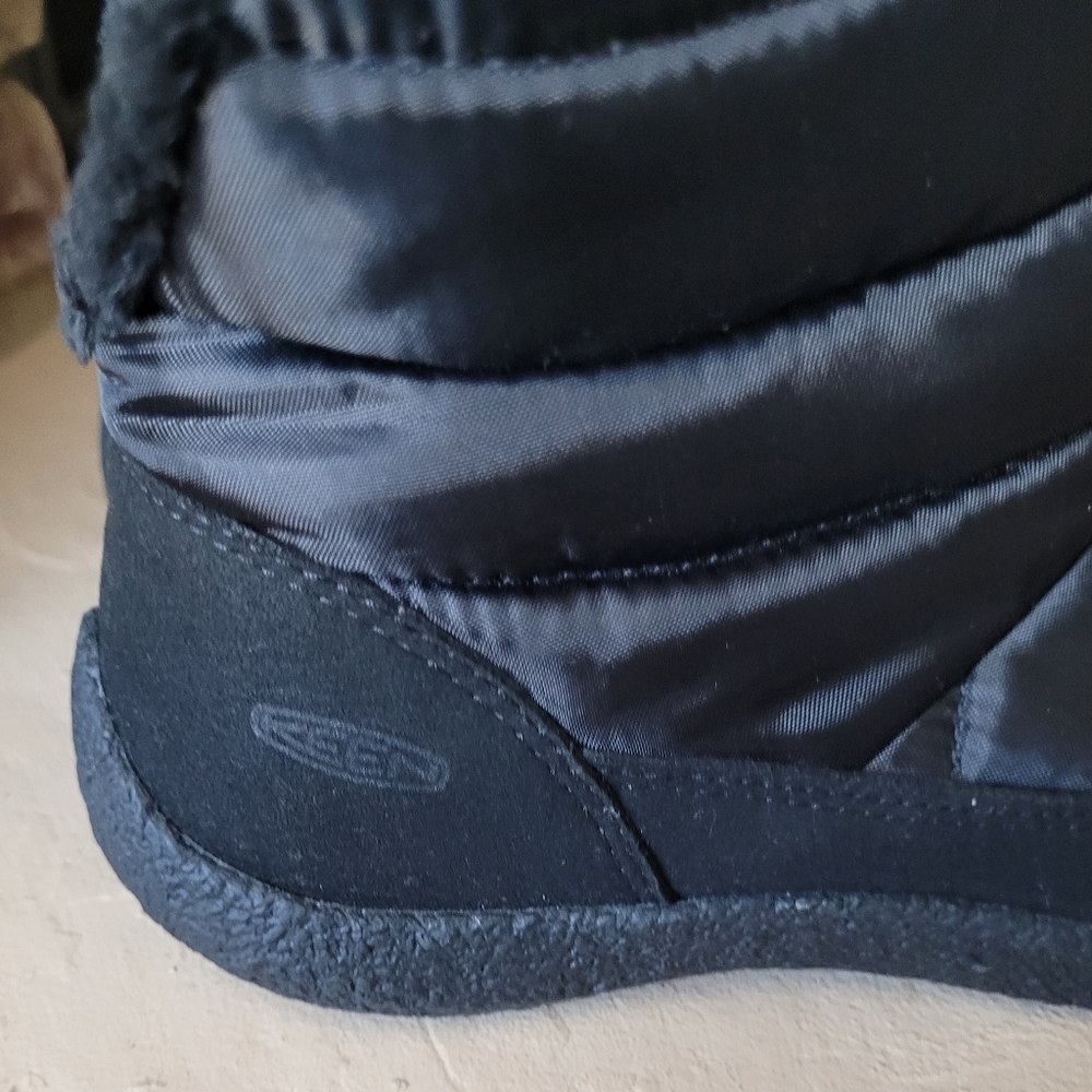 Keen Women's Fold Down Black Howser Pull On Ankle Boots # 1027929 Size US 9 - Picture 8 of 10